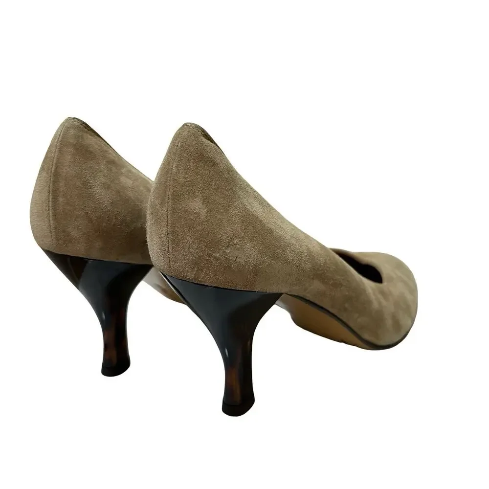 Salvatore Ferragamo‎ Womens Classic Suede Pumps Size 8.5 NARROW Taupe Heels